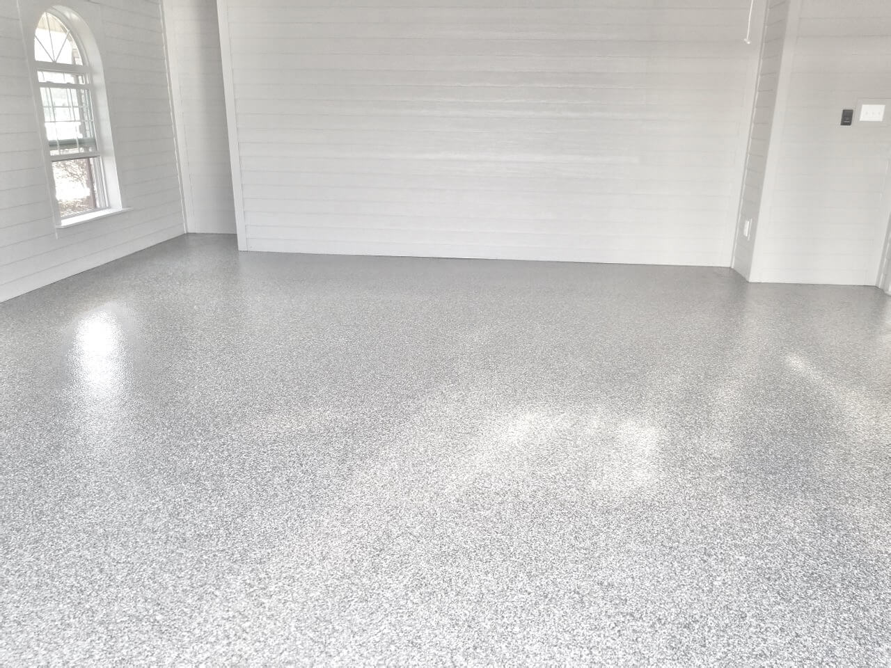 Garage floor after Herd coating